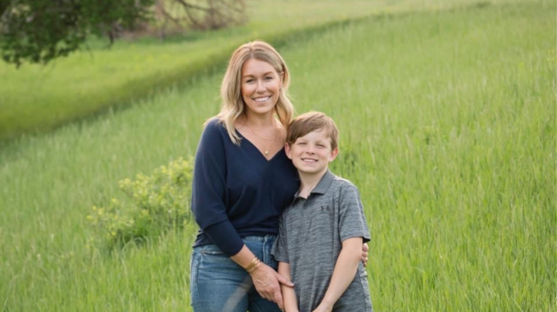 Outdoor portrait of Lisa Romkema and her son Bennett.